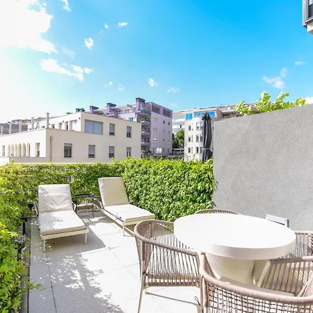 Apartment Beachfront With Private Garage And Amazing Balcony With Seaview *