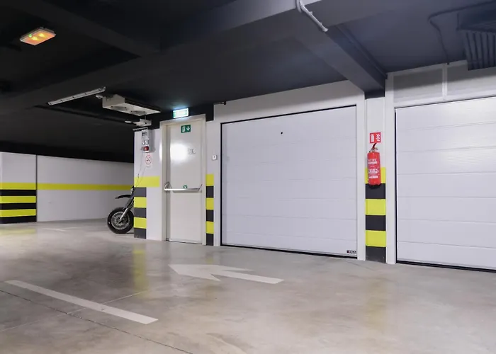 Apartamento Beachfront With Private Garage And Amazing Balcony With Seaview Split