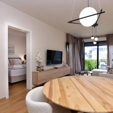 Beachfront With Private Garage And Amazing Balcony With Seaview Daire